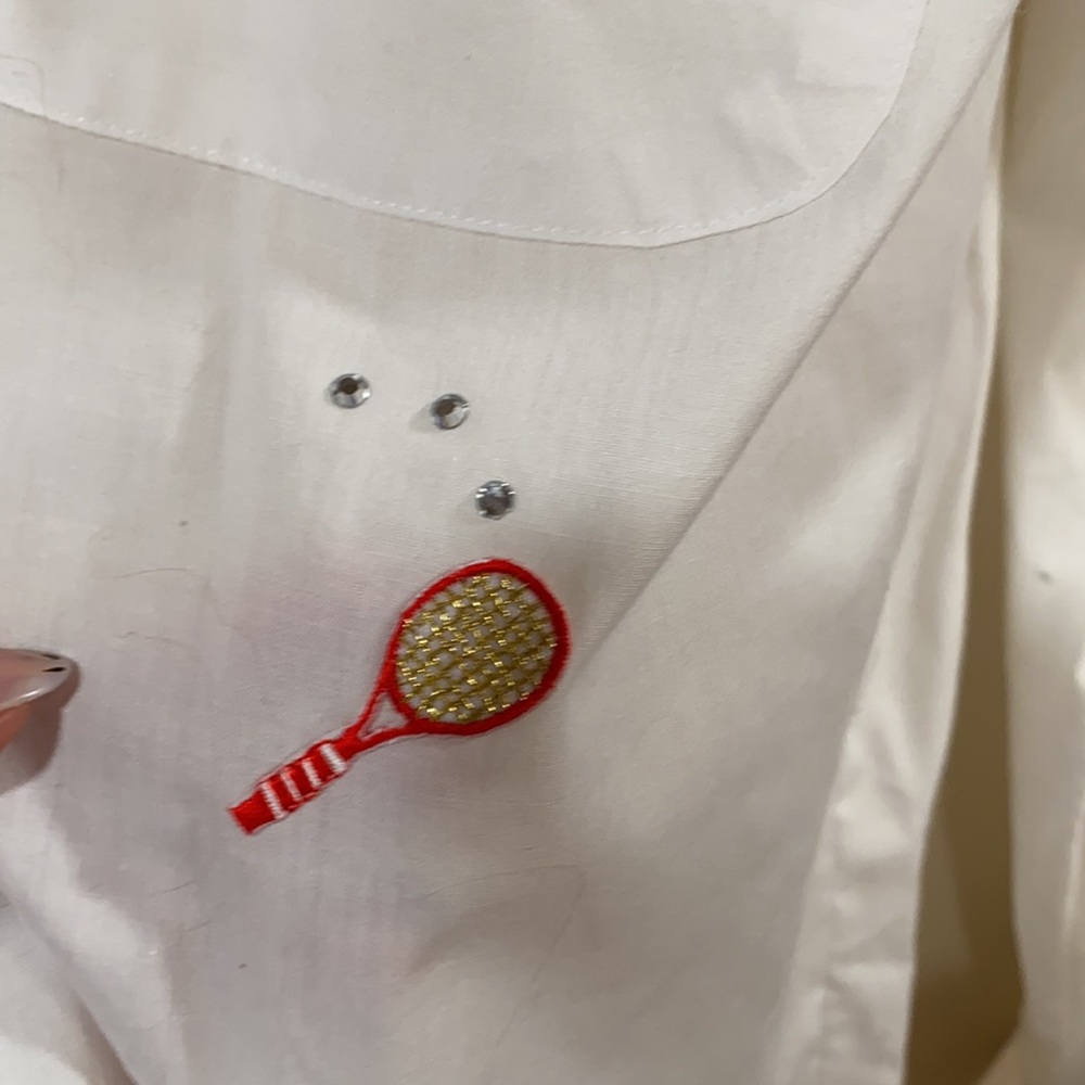 Mili-Medium tennis inspired button down - Picture 2 of 5